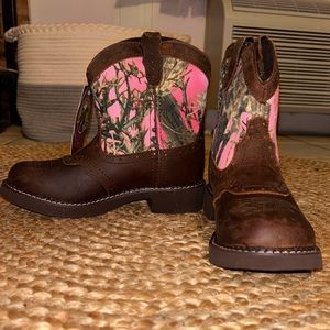 Justin Brands/ little girls BOOTS/ camo